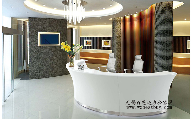 �Ϻ�����ǰ�_