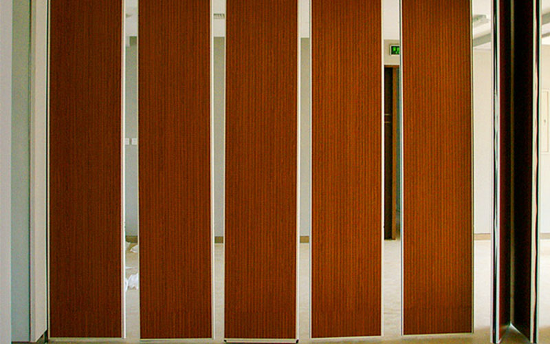 �߸����r��